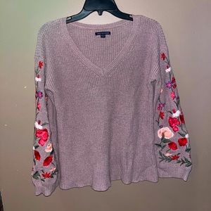 AMERICAN EAGLE OUTFITTERS 🦅 womens long sleeve embroidered sweater